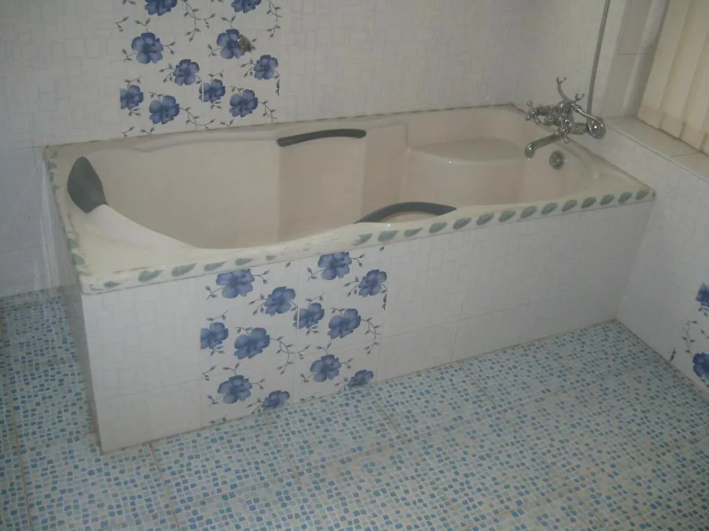 Lake Symphony Resort Kochi 0*,